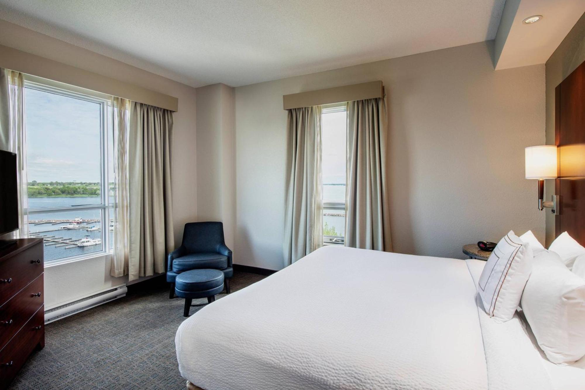 Residence Inn By Marriott Kingston Water'S Edge Bagian luar foto